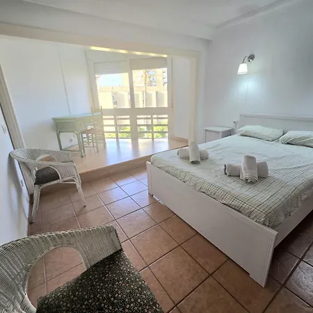 Playamar Con Vistas Al Mar Y Piscina A 50 Metros Del Paseo Maritimo