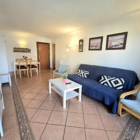 Apartment Playamar Con Vistas Al Mar Y Piscina A 50 Metros Del Paseo Maritimo