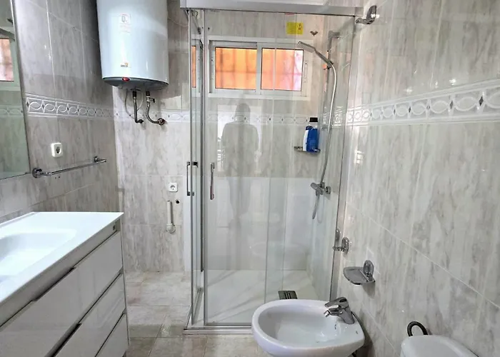 Apartamento Playamar Con Vistas Al Mar Y Piscina A 50 Metros Del Paseo Marítimo *