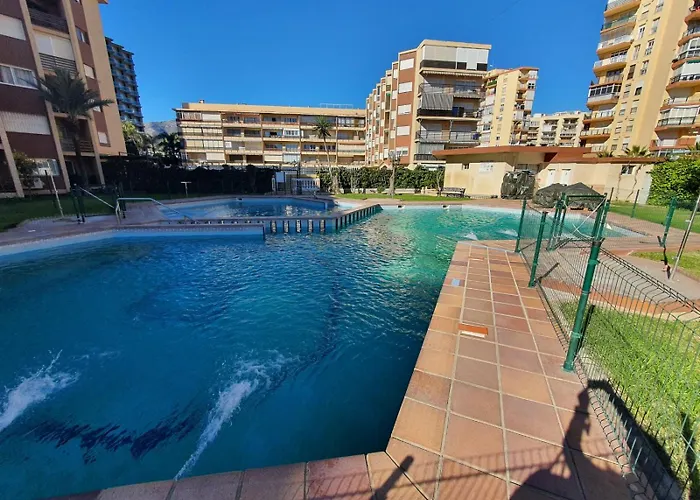 Apartment Playamar Con Vistas Al Mar Y Piscina A 50 Metros Del Paseo Maritimo *