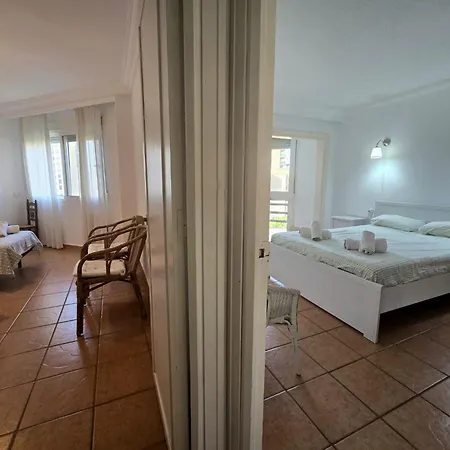 Апартаменты Playamar Con Vistas Al Mar Y Piscina A 50 Metros Del Paseo Maritimo *
